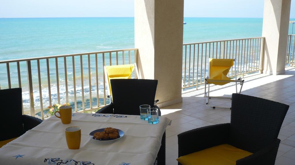 Апартаменти Casa Sul Mare Con Vista Mozzafiato Донналуката Екстер'єр фото